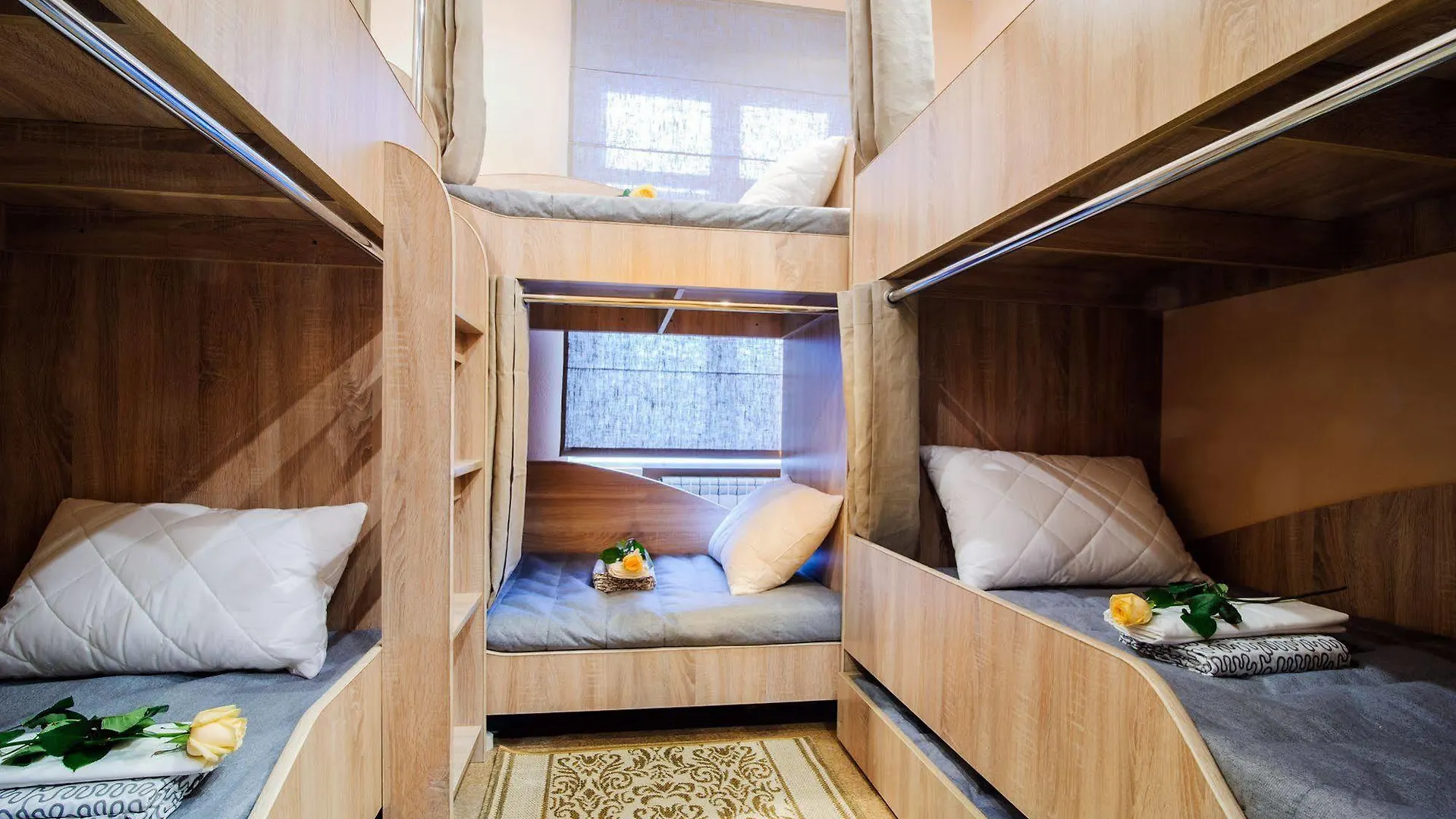 Hostel Platskart